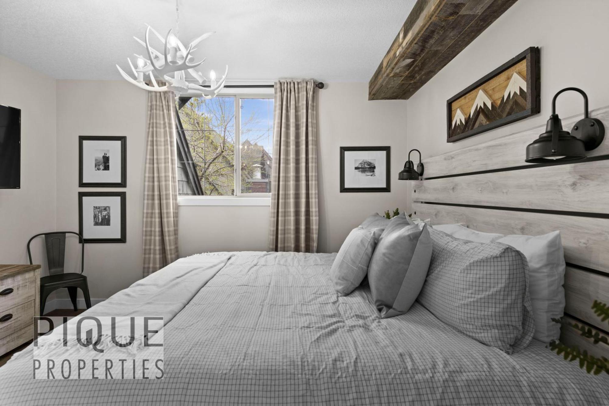 Mystic Mountain Chalet, Heated Outdoor Pool & Hot Tub, Free Parking, Fast Wifi! 坎莫尔 外观 照片